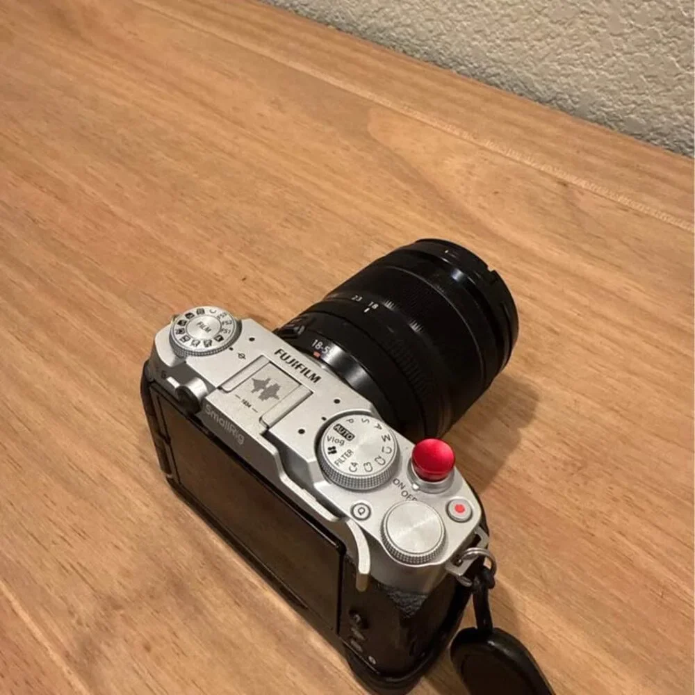 FujiFilm XM-5 Bundle + XF 18-55mm f/2.8-4 + Sigma 30mm lens